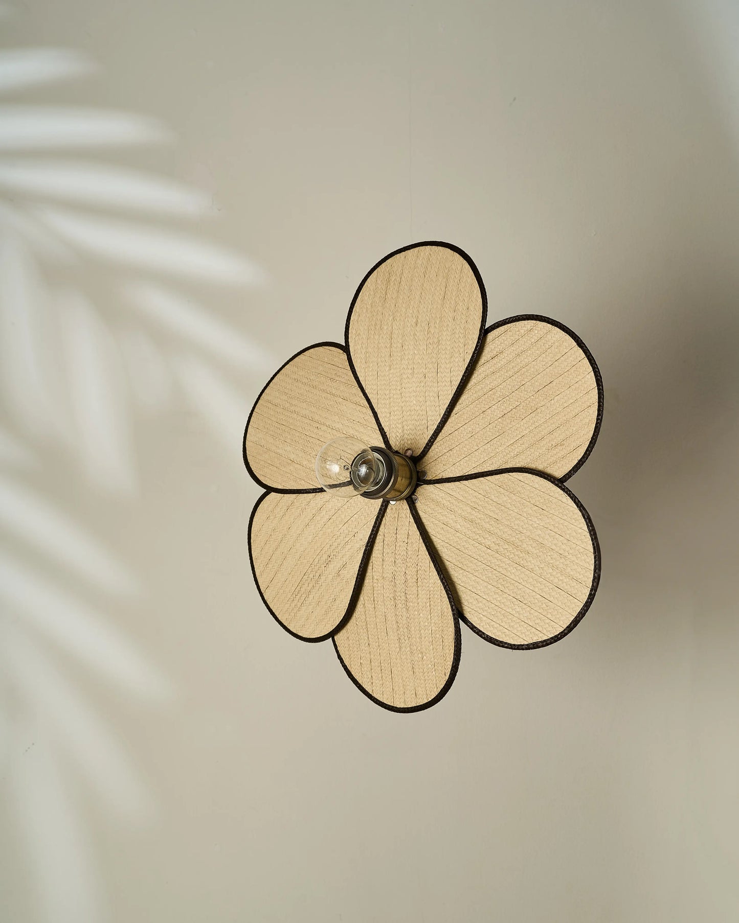 LAMPARA FLOR ZENÚ BEIGE